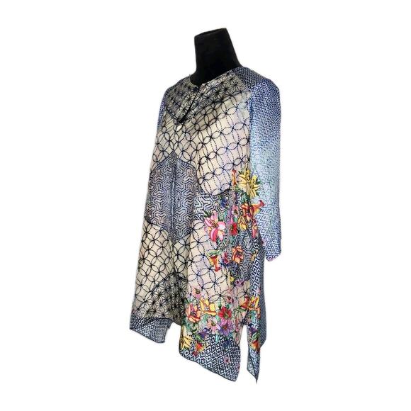 Johnny Was 100% Silk Geometric Floral Print Tunic Size Small Boho Ethnic Resort - Picture 2 of 7